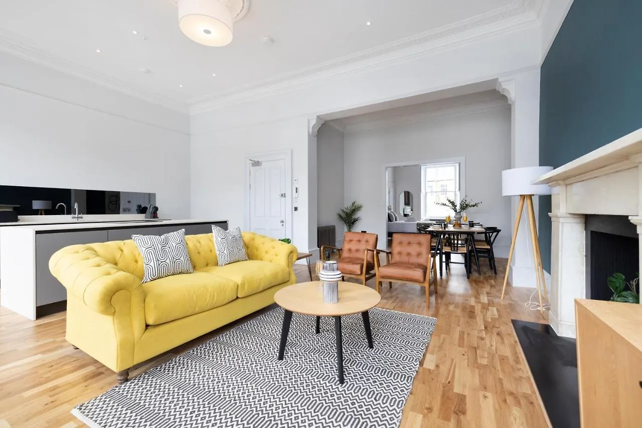 Dragon Suites Luxury Serviced Apartments At Alva Street 爱丁堡 英国