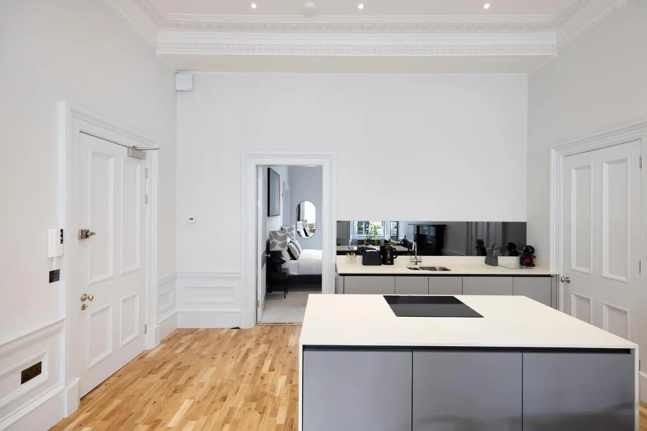 Dragon Suites Luxury Serviced Apartments At Alva Street 爱丁堡