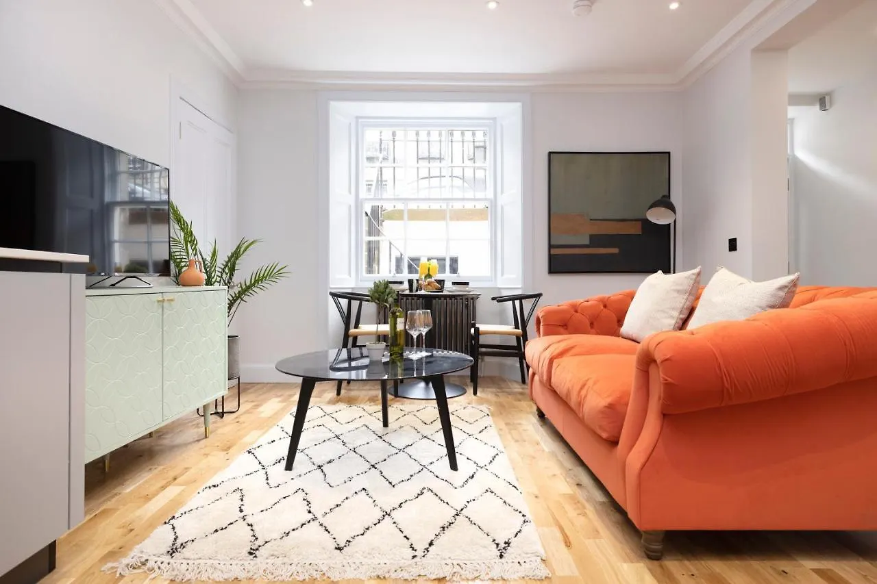 Dragon Suites Luxury Serviced Apartments At Alva Street 爱丁堡 英国