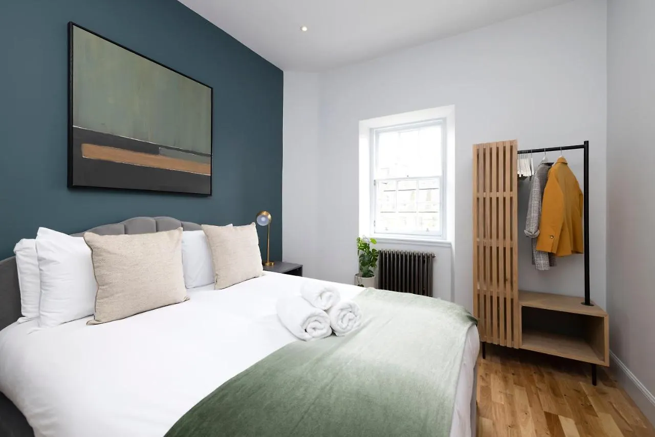 Dragon Suites Luxury Serviced Apartments At Alva Street 爱丁堡