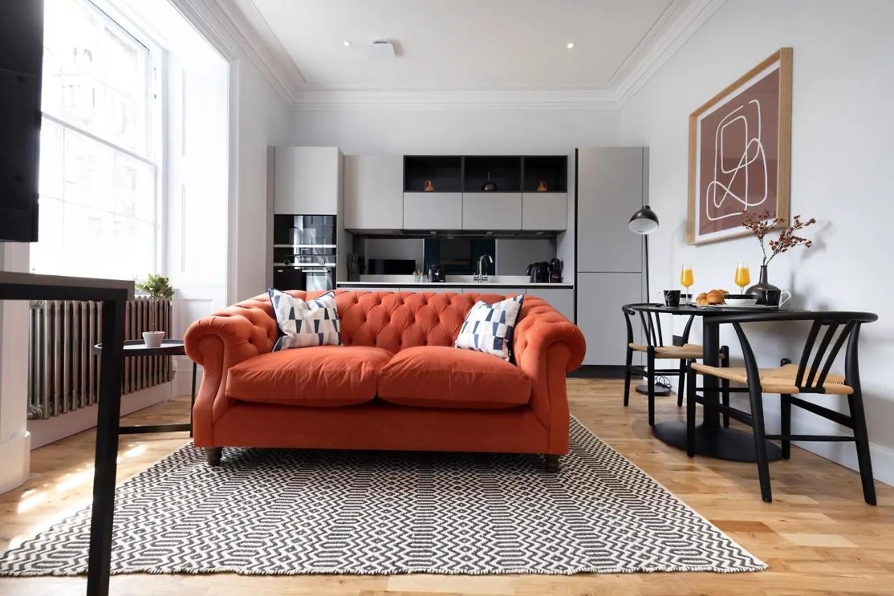 Dragon Suites Luxury Serviced Apartments At Alva Street 爱丁堡 0*,