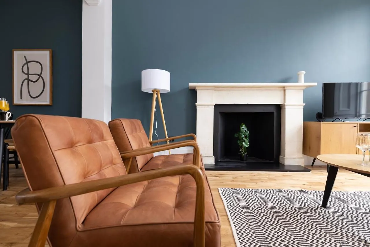Dragon Suites Luxury Serviced Apartments At Alva Street Edinburgh