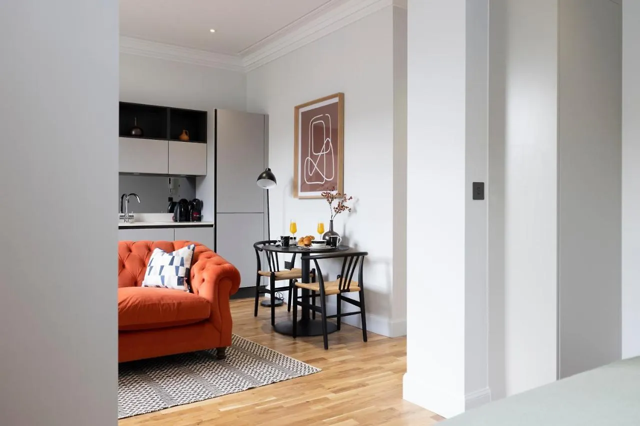 Dragon Suites Luxury Serviced Apartments At Alva Street 爱丁堡 0*,  英国