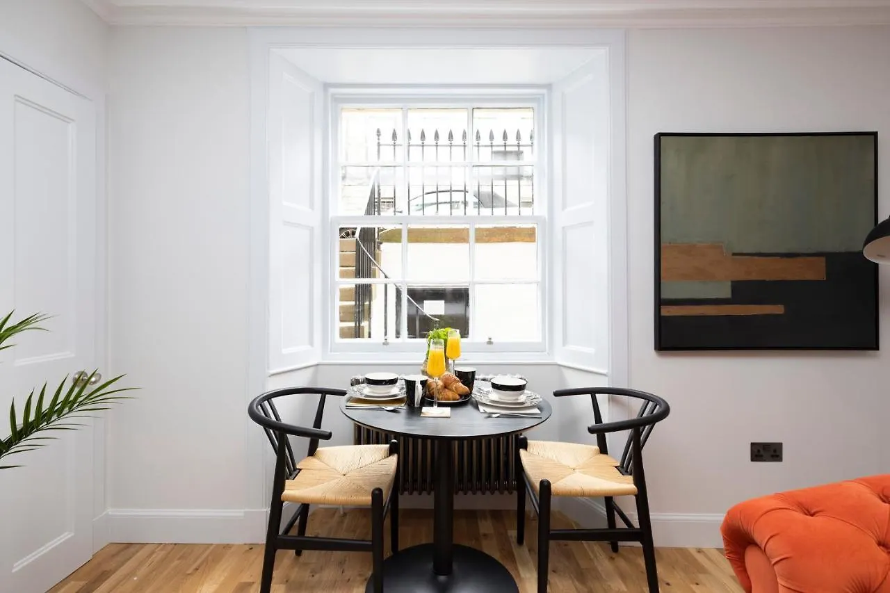Dragon Suites Luxury Serviced Apartments At Alva Street 爱丁堡 英国