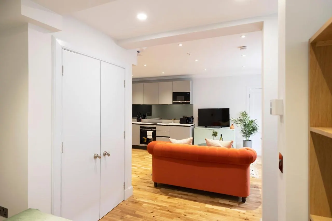 Dragon Suites Luxury Serviced Apartments At Alva Street 爱丁堡 英国