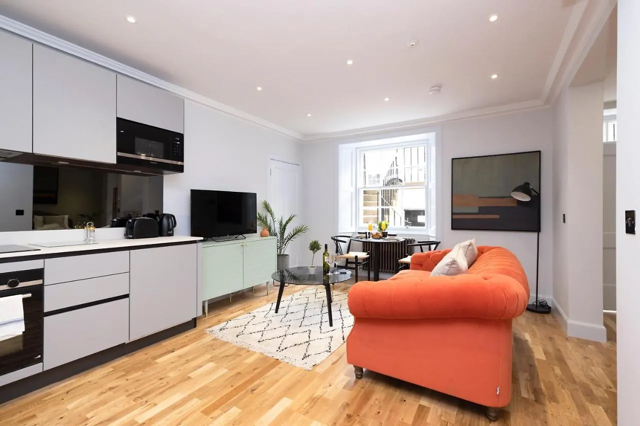 Dragon Suites Luxury Serviced Apartments At Alva Street 爱丁堡