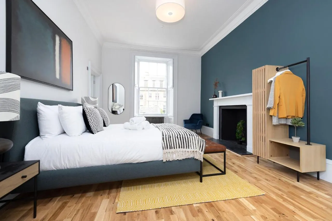 Dragon Suites Luxury Serviced Apartments At Alva Street Edinburgh 0*,